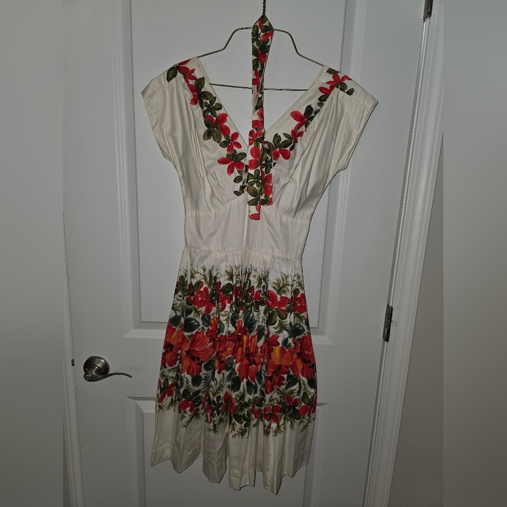 Vintage Hawaiian Dress